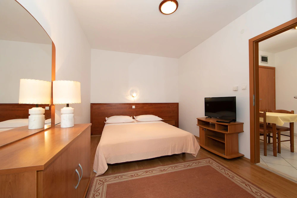 Apartments Biser