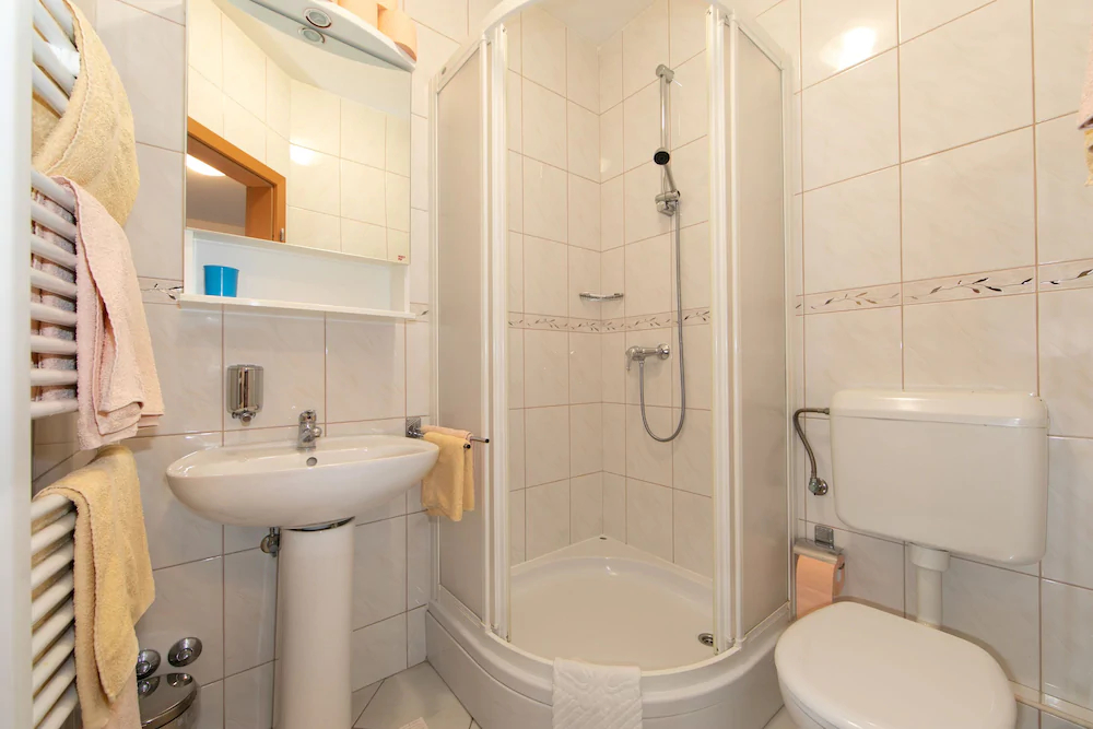 Apartments Biser