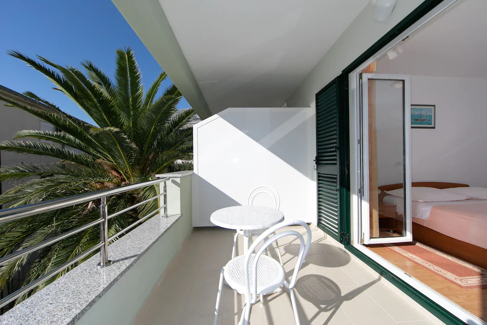 Apartments Biser