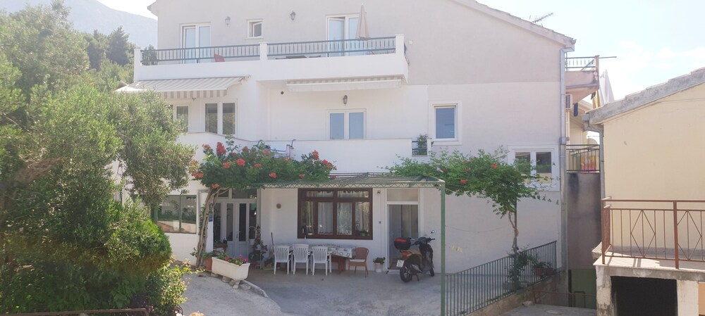 Apartments Viola