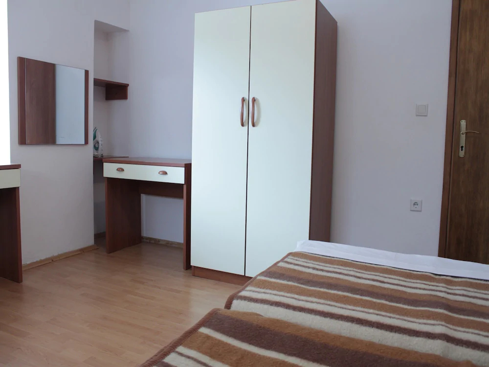 Apartments Neven