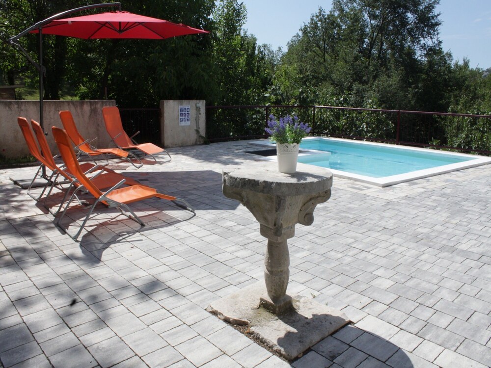 Apartments Neven