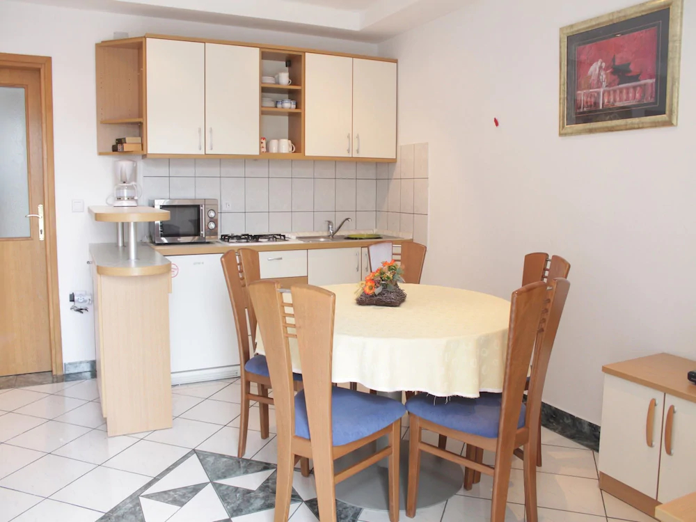 Apartments Neven
