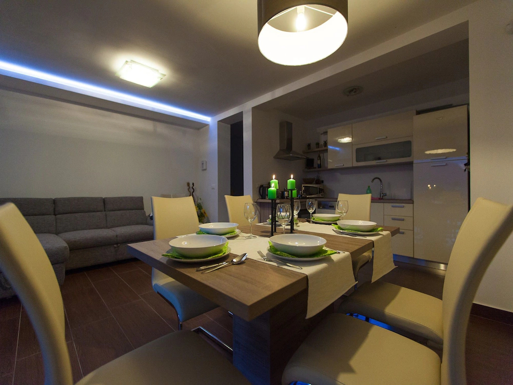 House Karlita