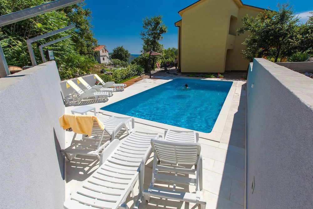 House Karlita