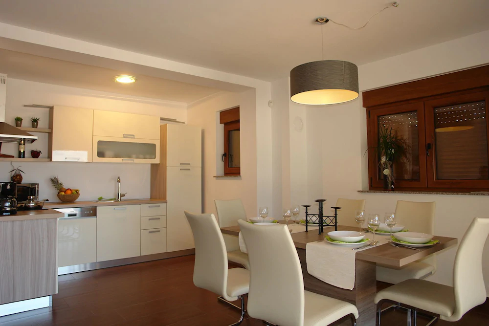 House Karlita