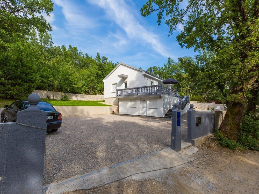 House Pavlina