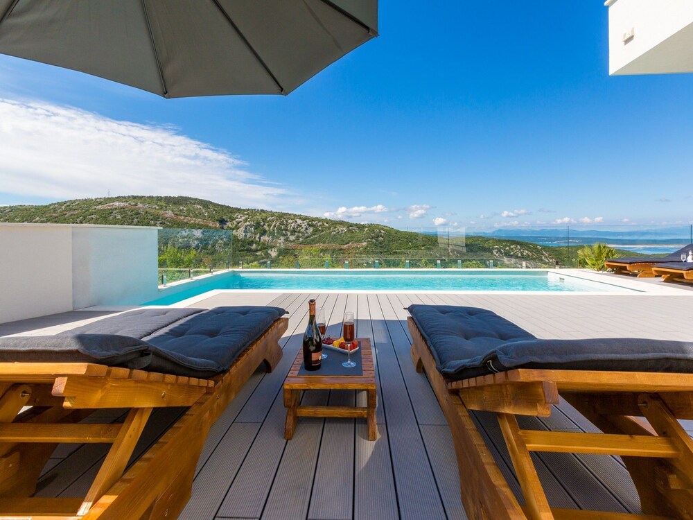 House Villa ENY