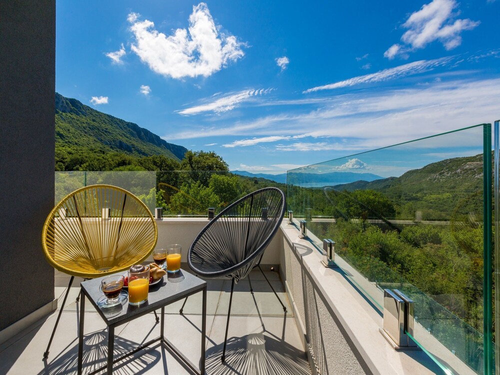 House Villa ENY