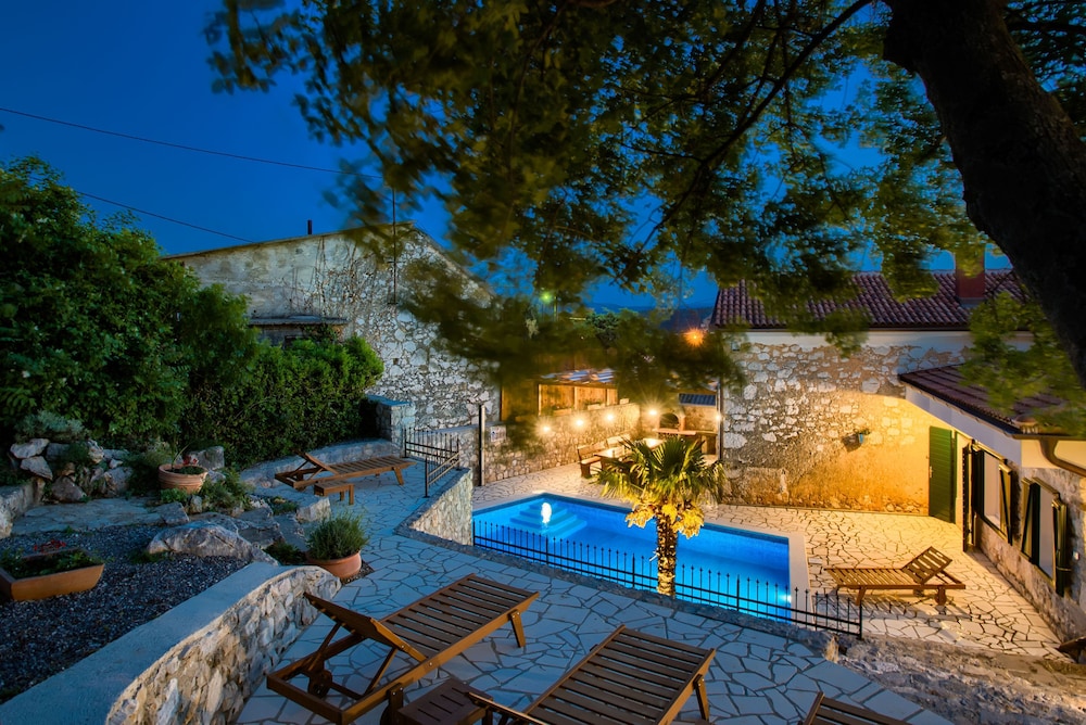 House Villa Kiry