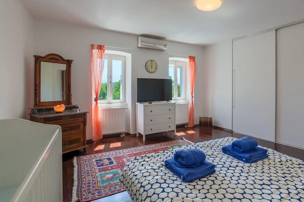 House Villa Kiry