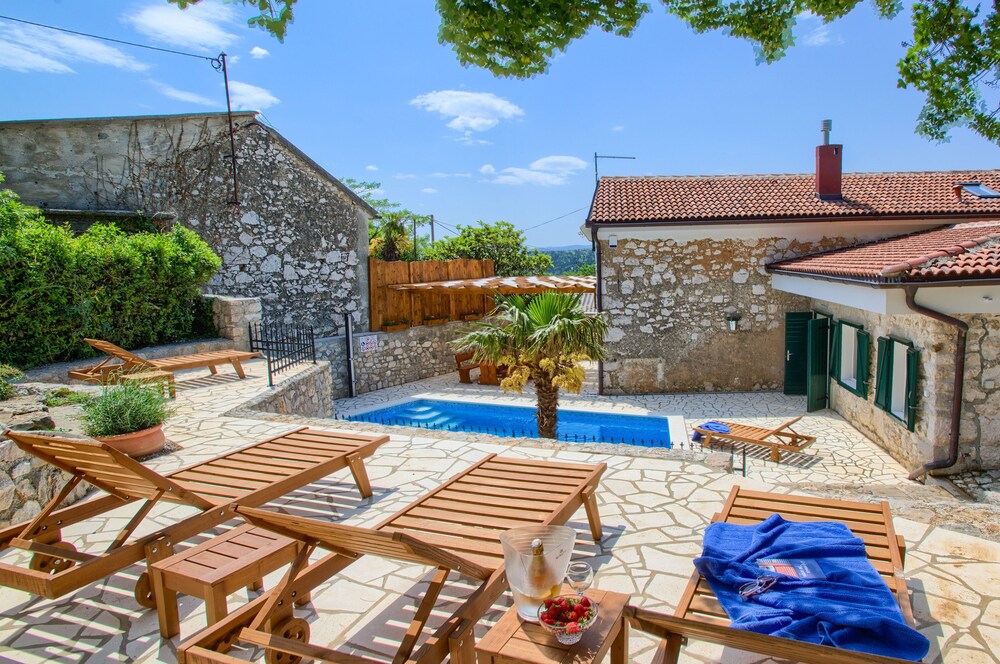 House Villa Kiry