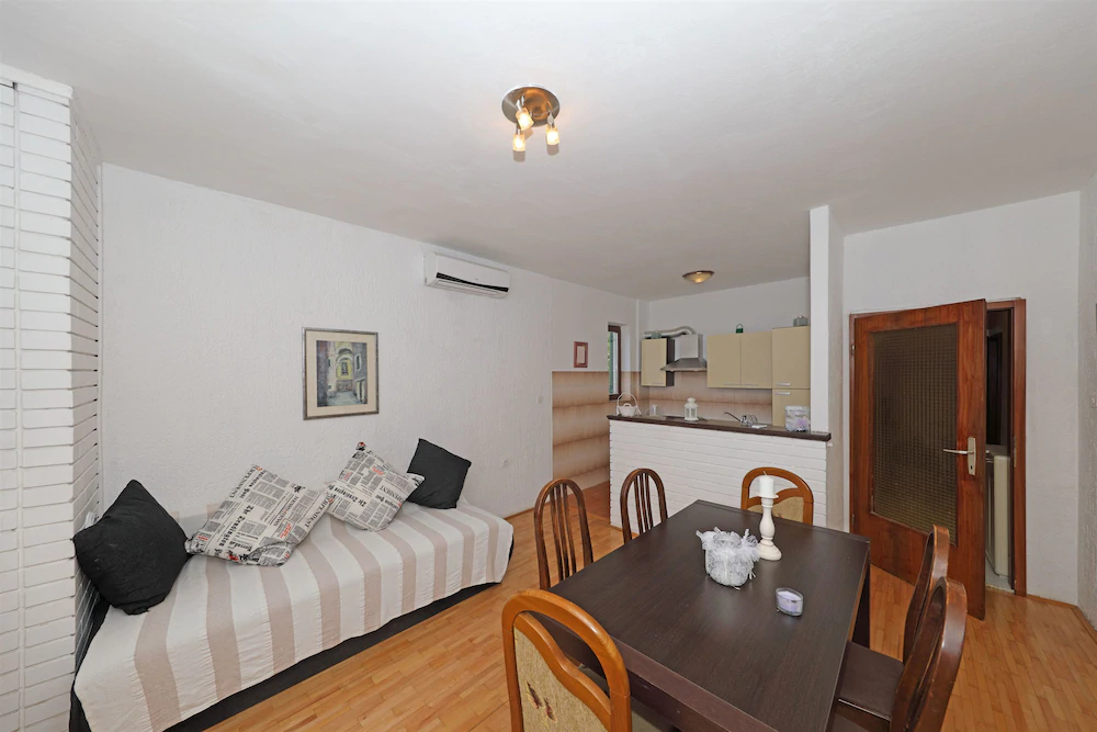 Apartment Ana