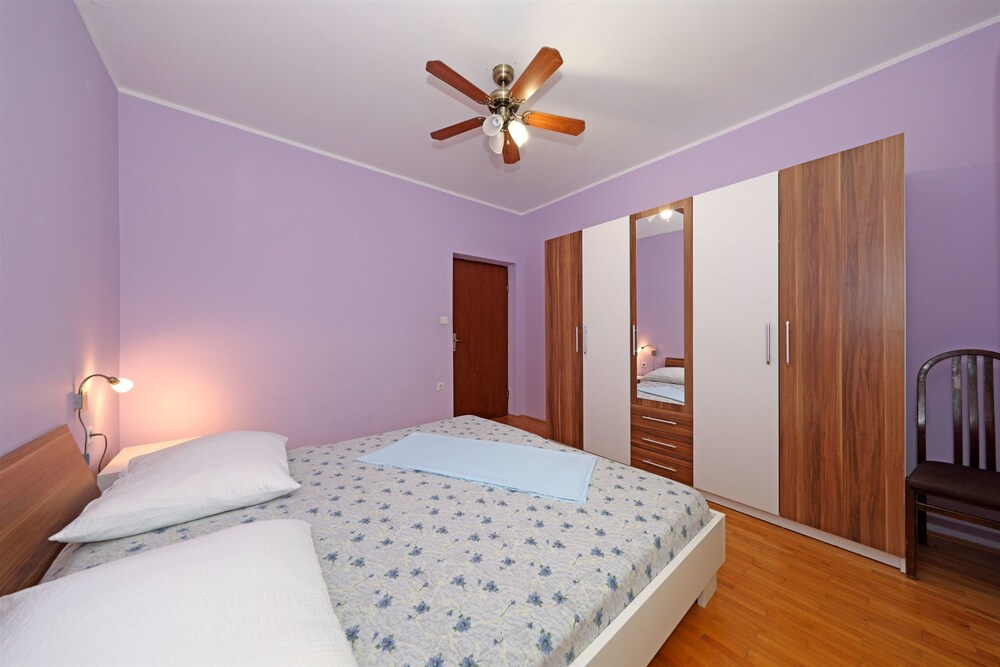 Apartment Ana