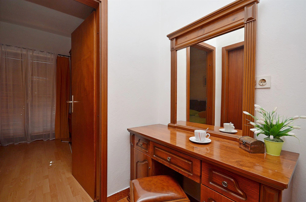 Apartment and Rooms Ante