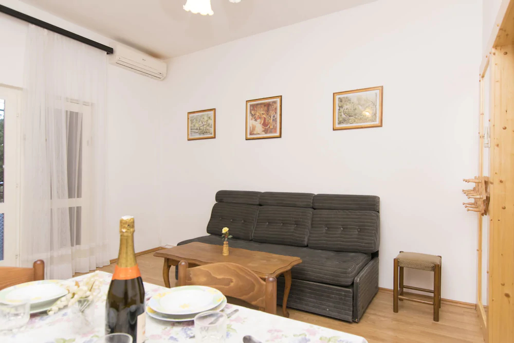 Apartments Amalija