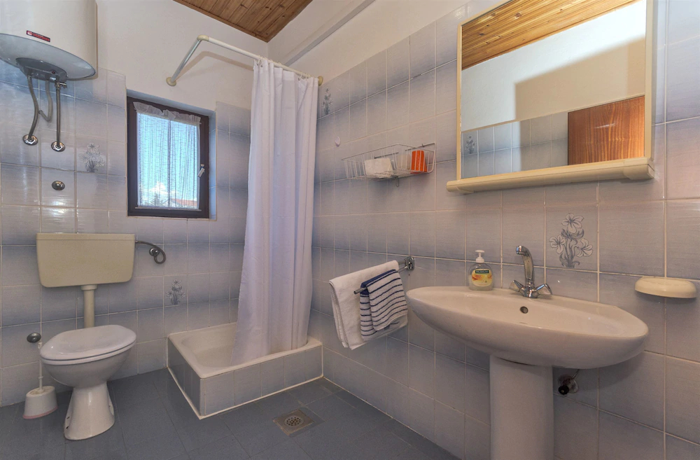 Apartments and Rooms Ante