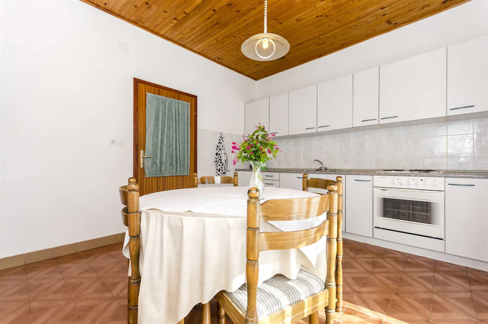 Apartments and Rooms Ante