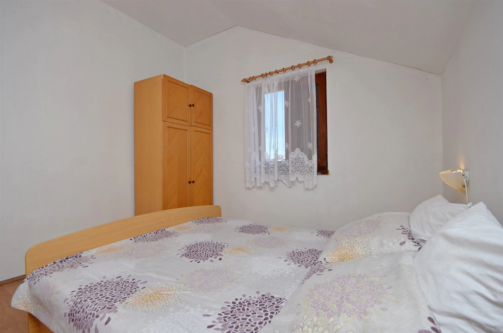 Apartments and Rooms Meri