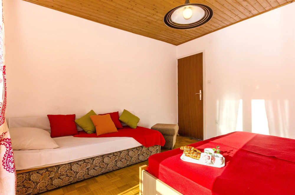 Apartments and Rooms Milan