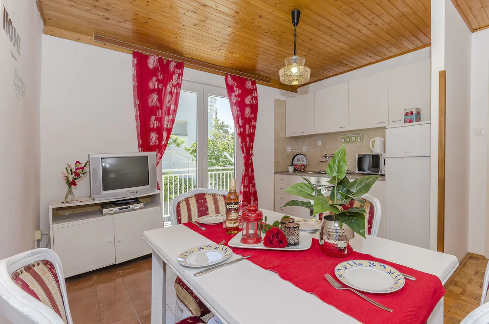 Apartments and Rooms Milan