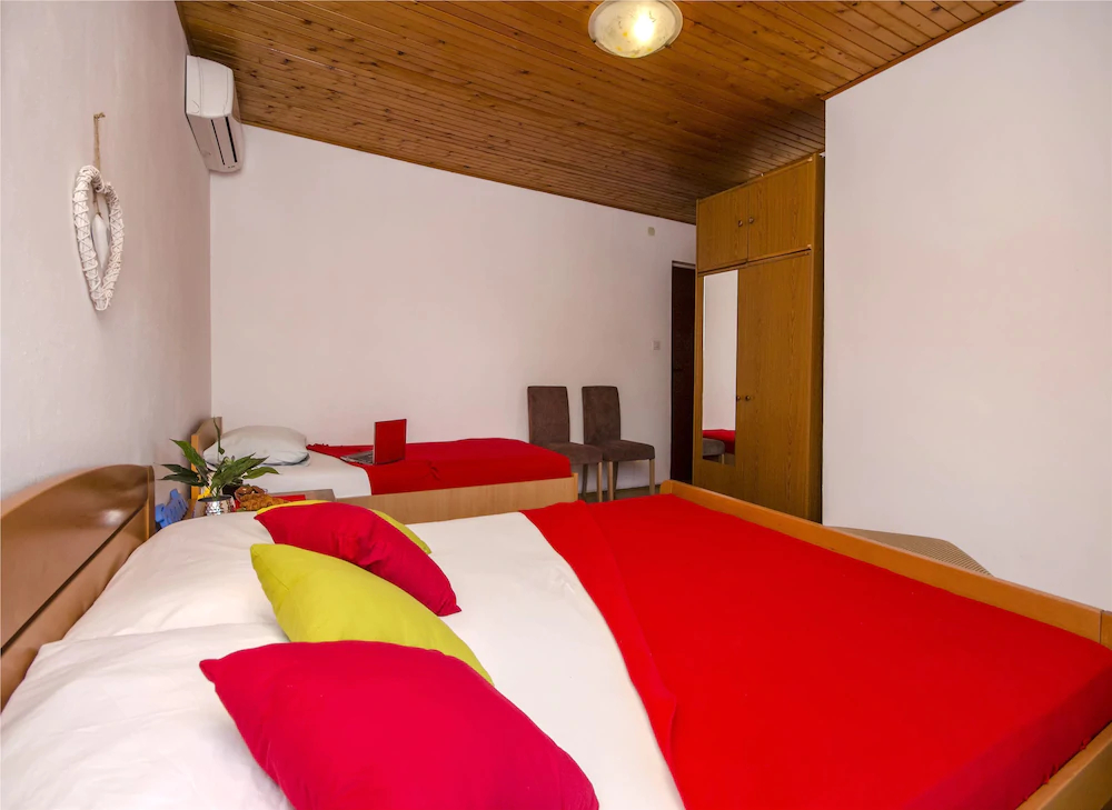 Apartments and Rooms Milan