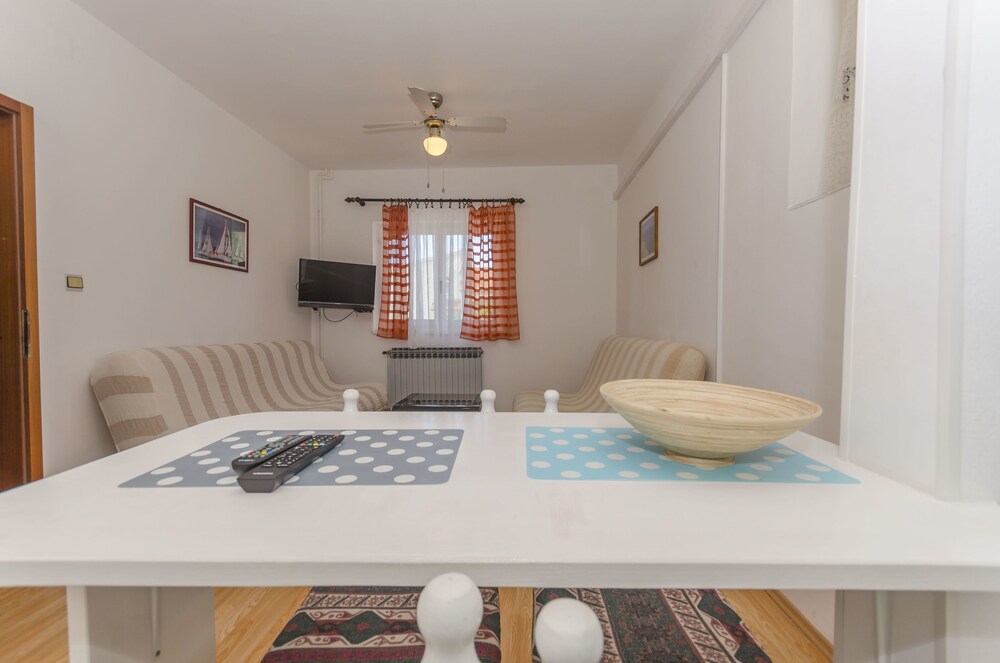 Apartments Frane