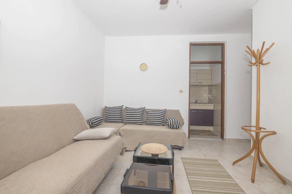 Apartments Frane