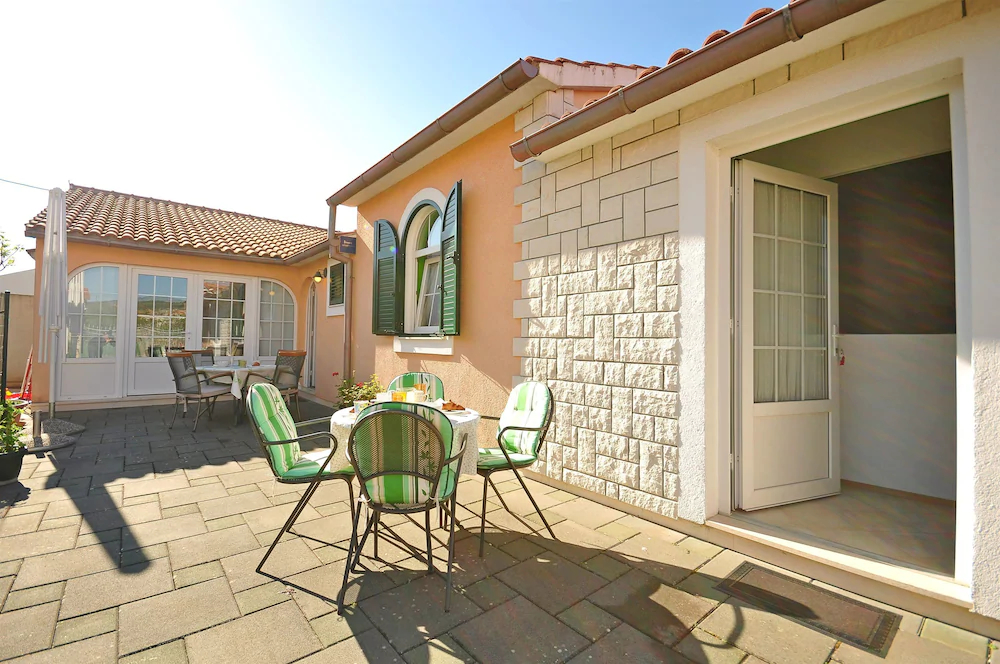 Apartments Gorana