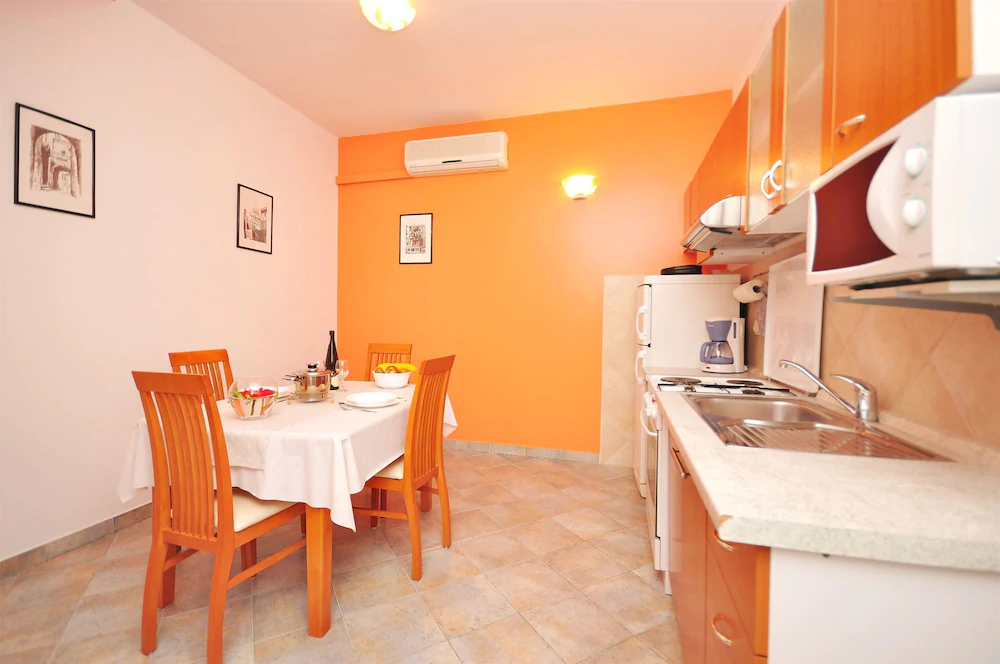 Apartments Gorana