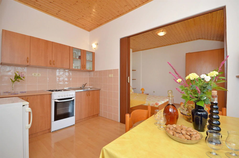 Apartments Ivica