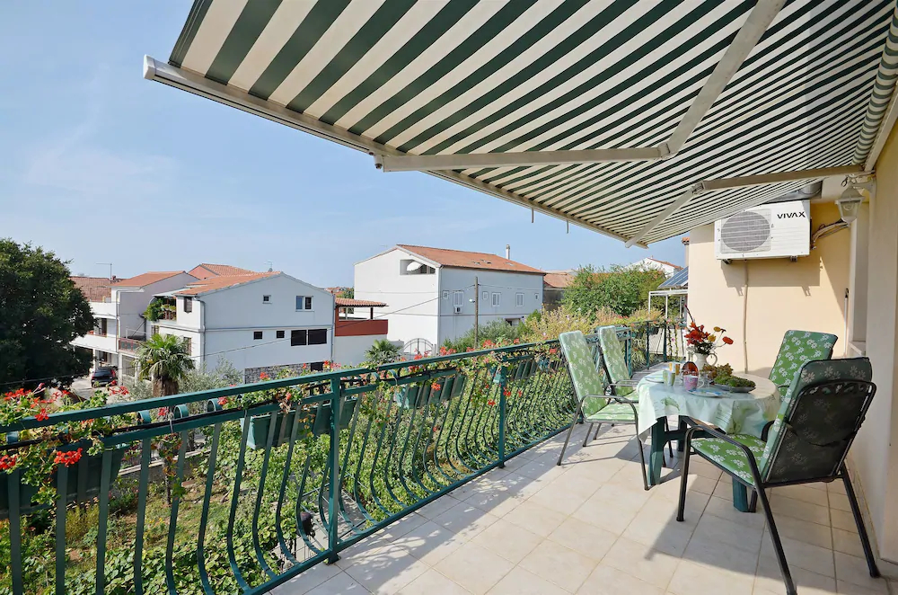 Apartments Ivica