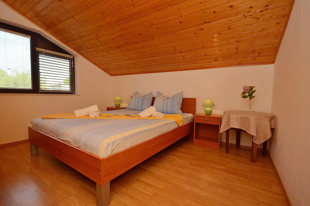 Apartments Ivica