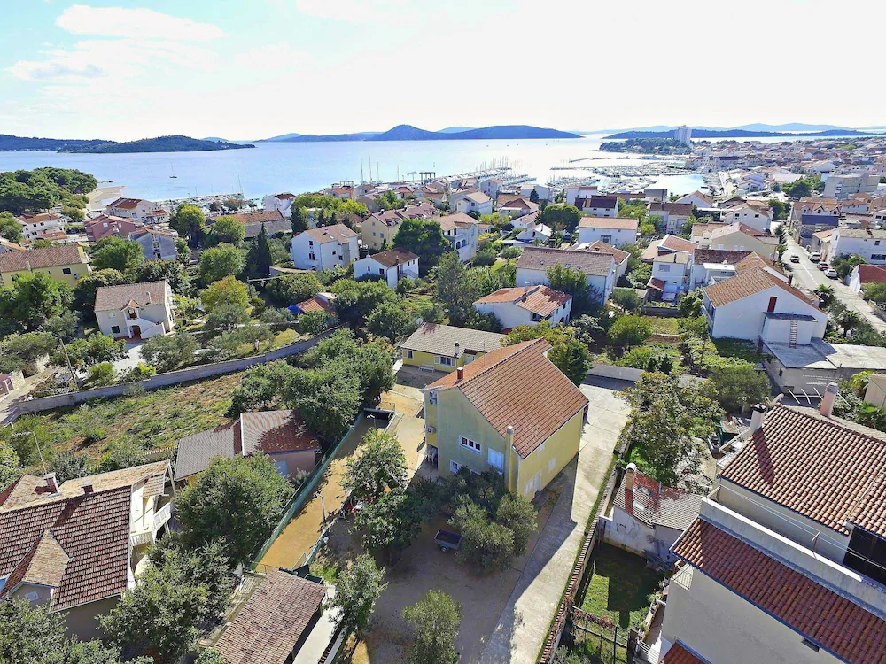 Apartments Ivona