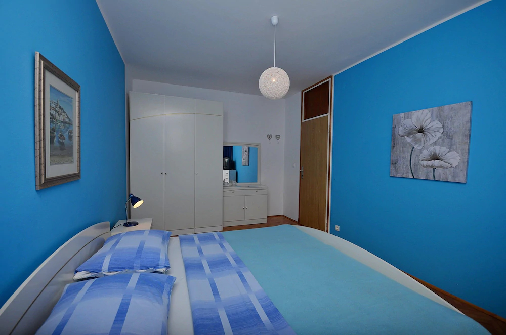 Apartments Ivona