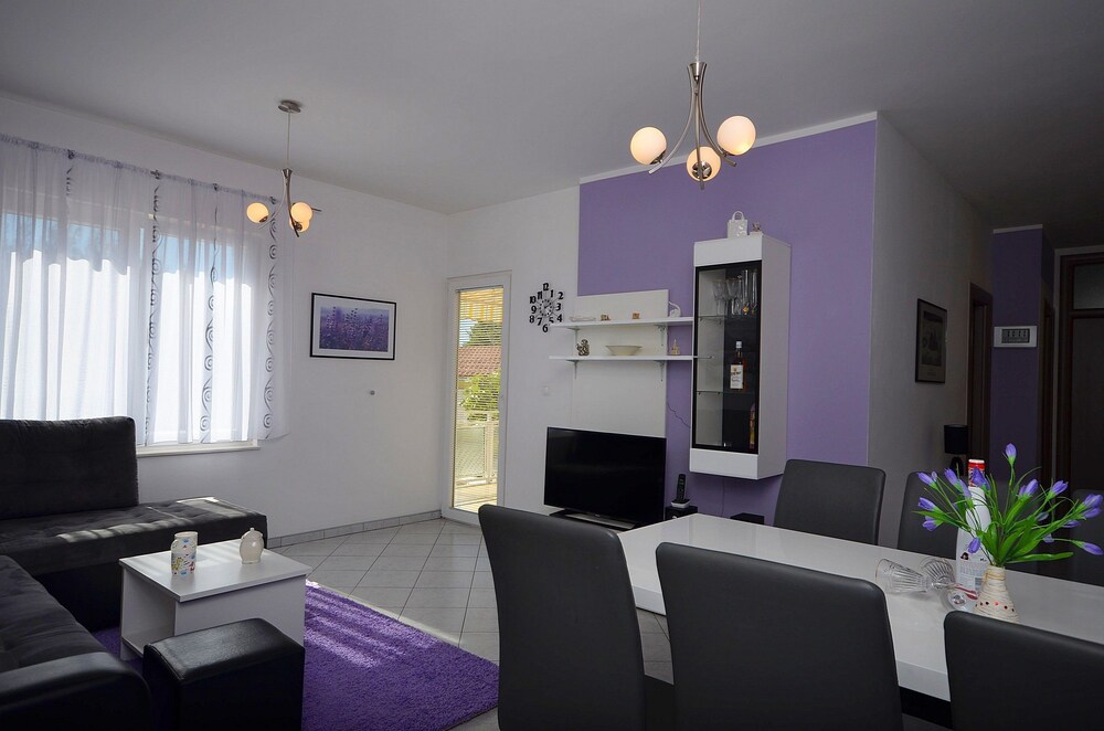 Apartments Ivona