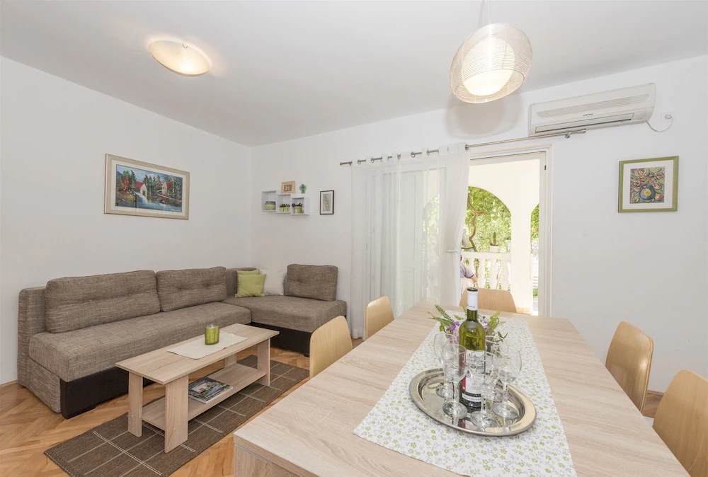 Apartments Jelena