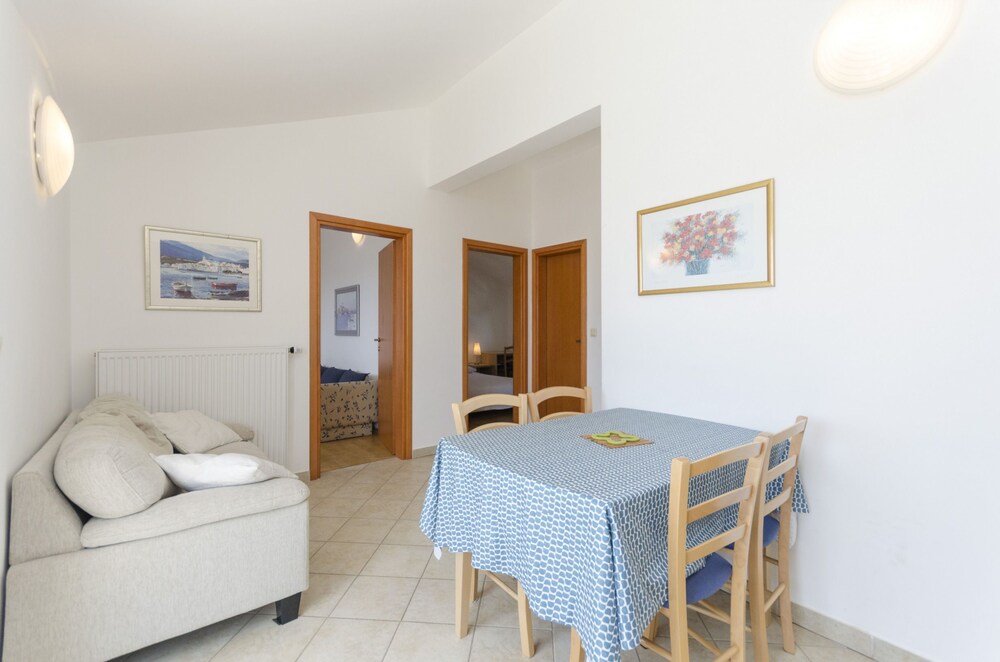 Apartments Jelica