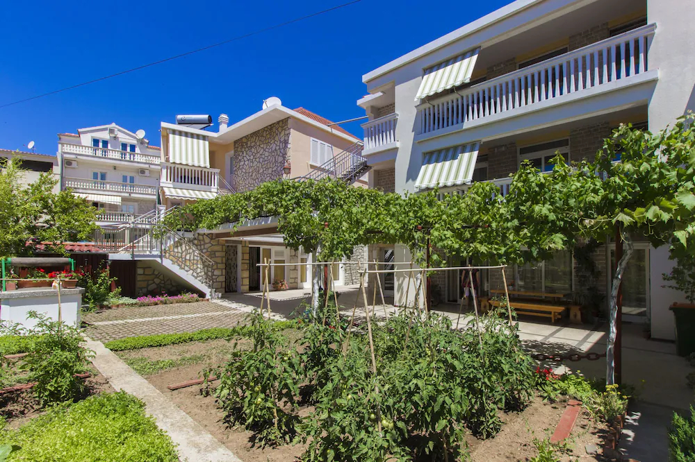 Apartments Konta