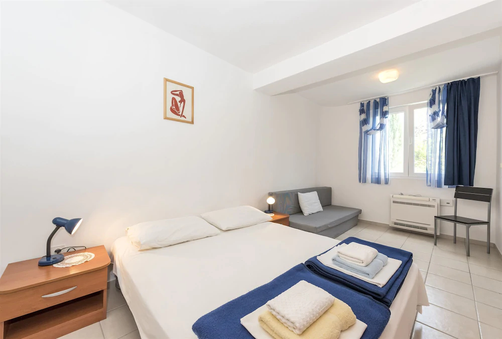Apartments Lana
