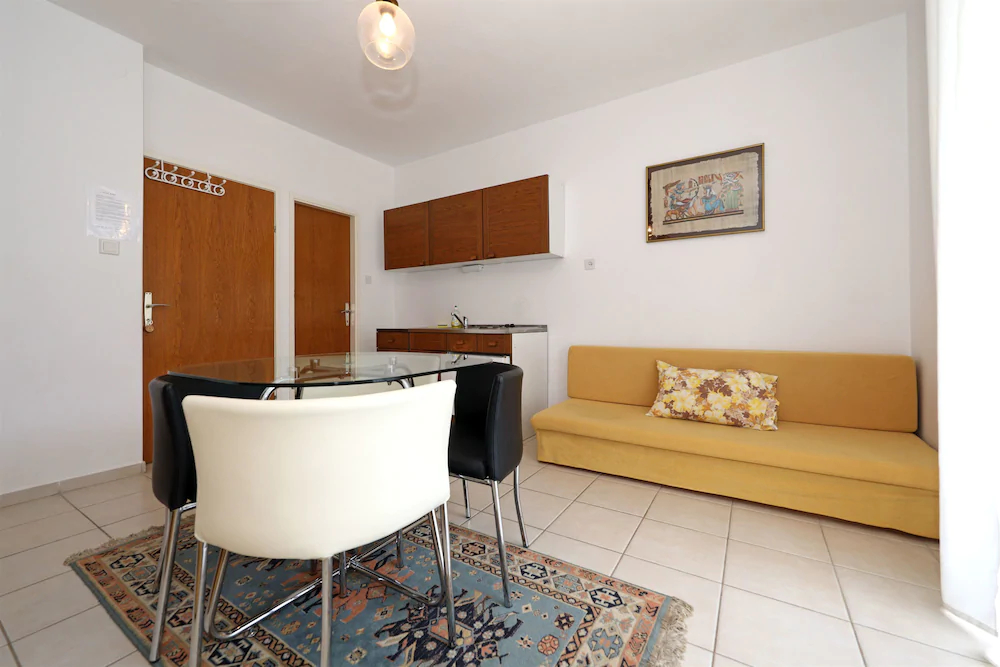 Apartments Lana