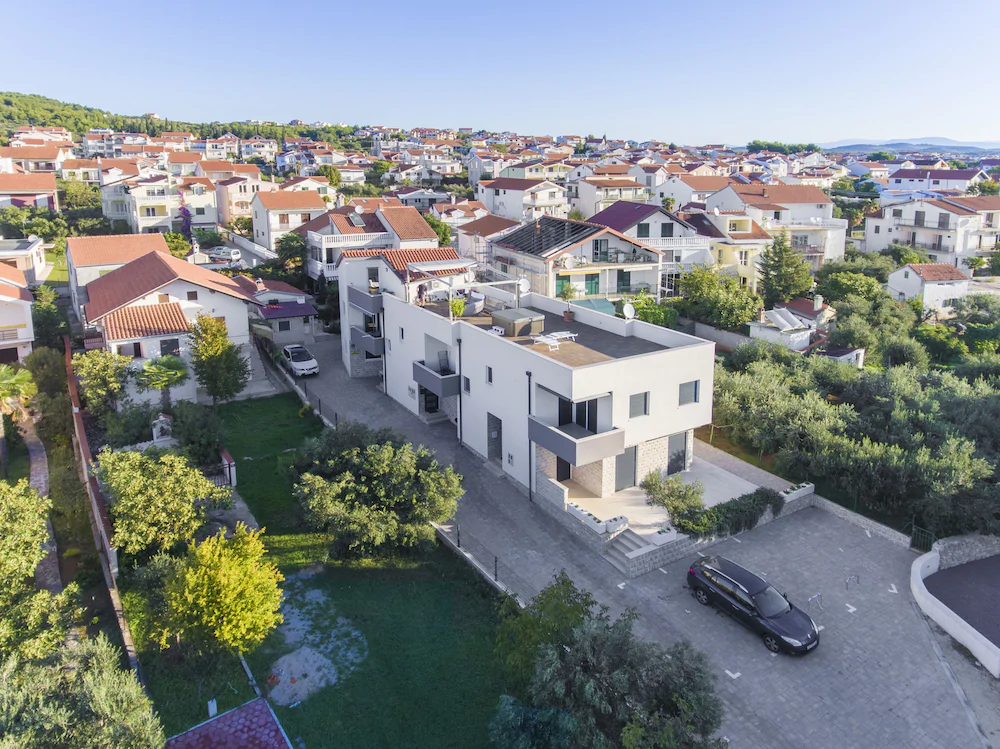Apartments Luka