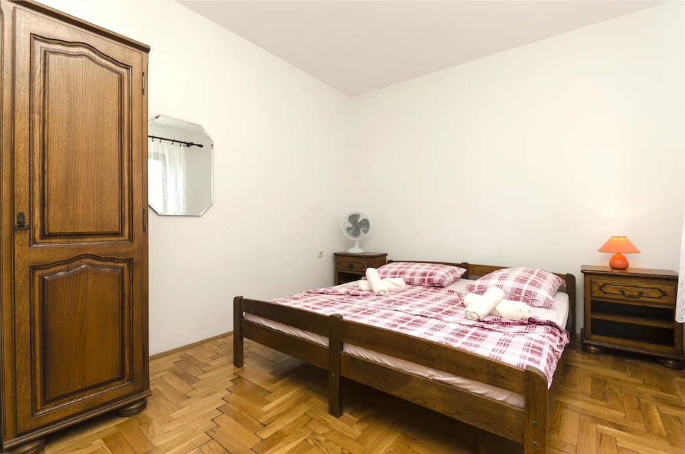 Apartments Miljenka