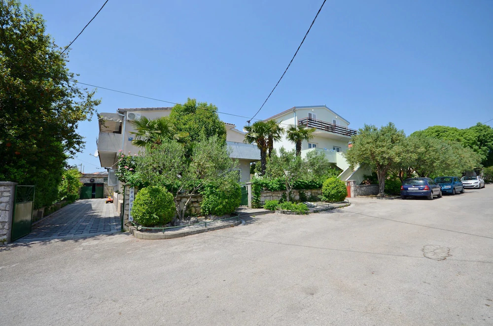 Apartments Miroslava