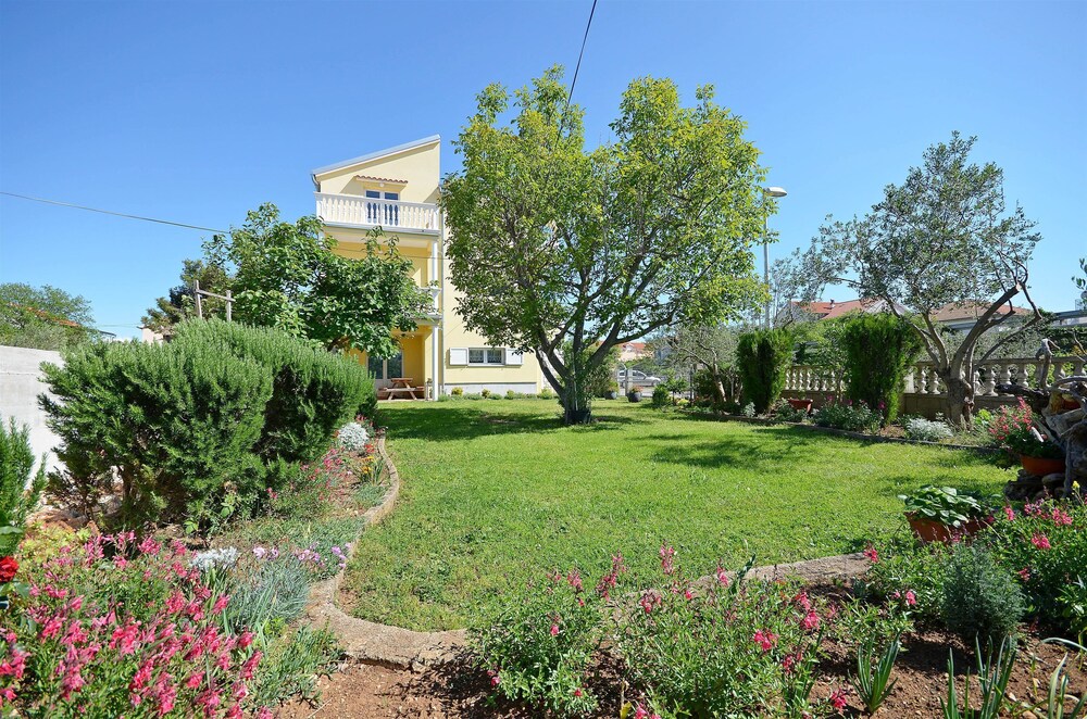 Apartments Sweet Escape