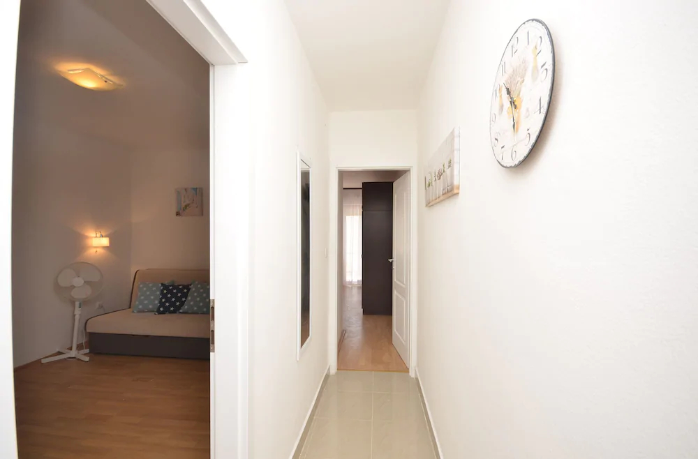 Apartments Tiho