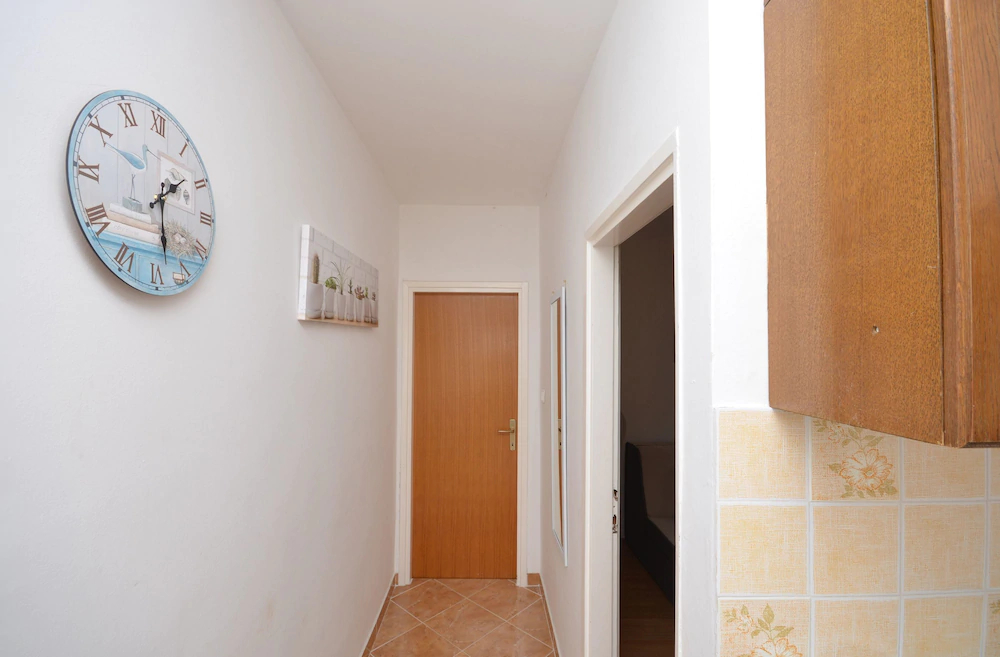 Apartments Tiho