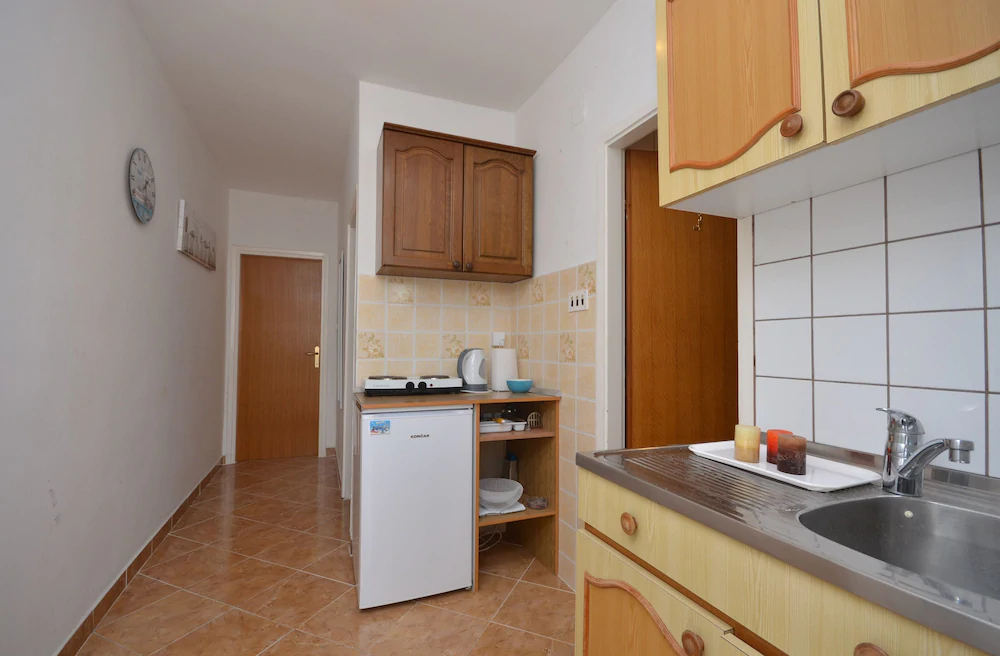 Apartments Tiho