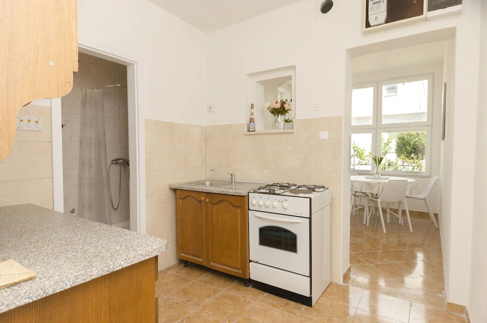 Apartments Tiho