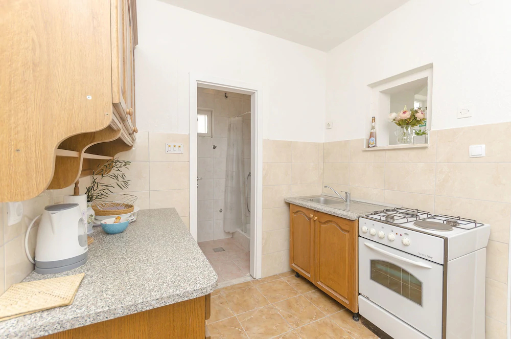 Apartments Tiho